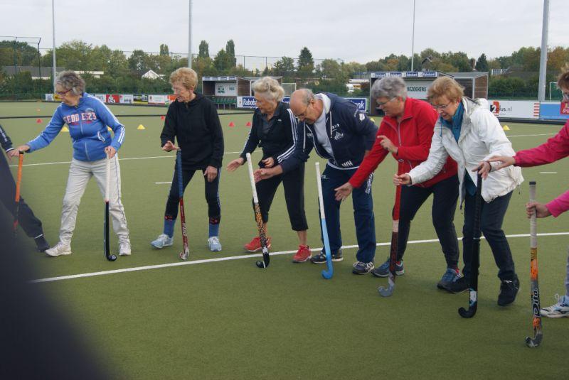walking hockey 4